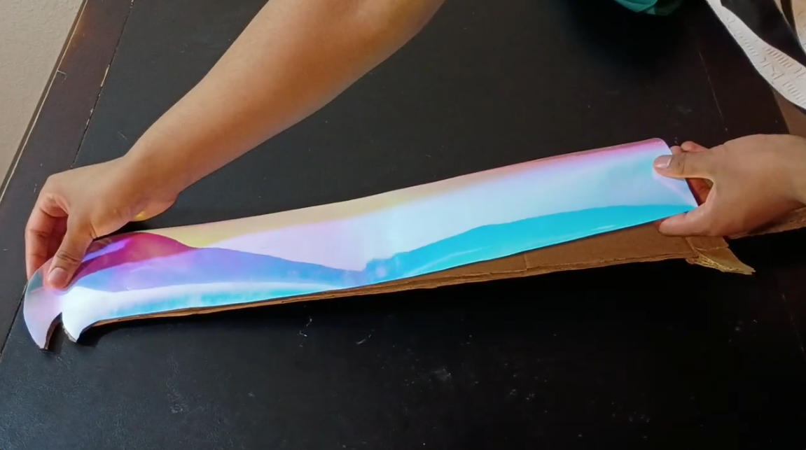 Diy tutorial adding vinyl to blade inspired by Rumi's Soul Sword in Kpop Demon Hunters.